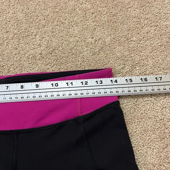 Women’s Lululemon Capri Leggings Size 6 - Picture 4 of 9